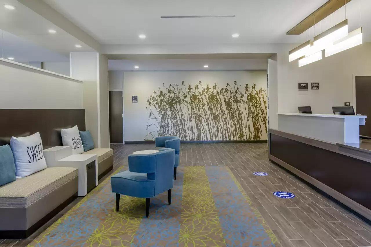 大瀑布城机场舒眠酒店 外观 照片